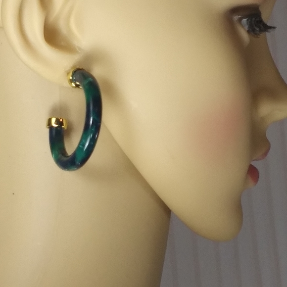 FOSSIL Green "Marble" Post Hoops w/ Gold Accents NWT - Picture 10 of 12
